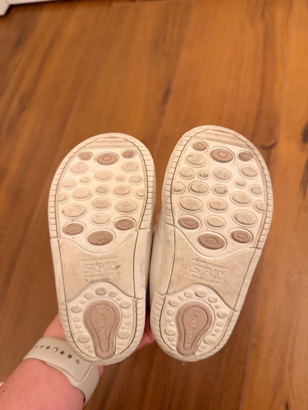 Stride Rite Elliot Sneakers - Picture 4 of 5